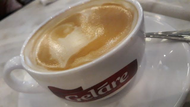 Gelare flat white coffee