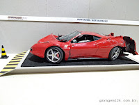 Miniatura Ferrari batida 1/24 crashed car