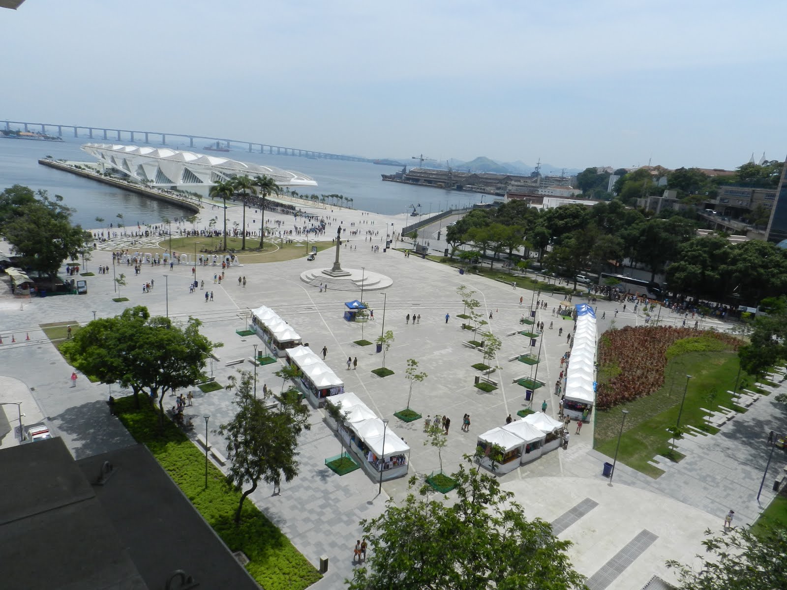 Praça Mauá  (Foto Milton)
