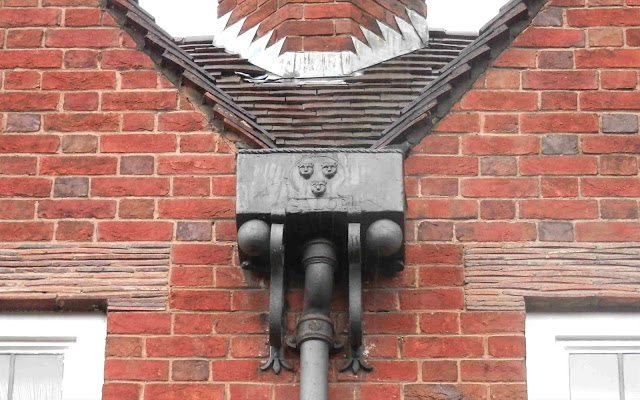 Hopper, Morris Hall courtyard