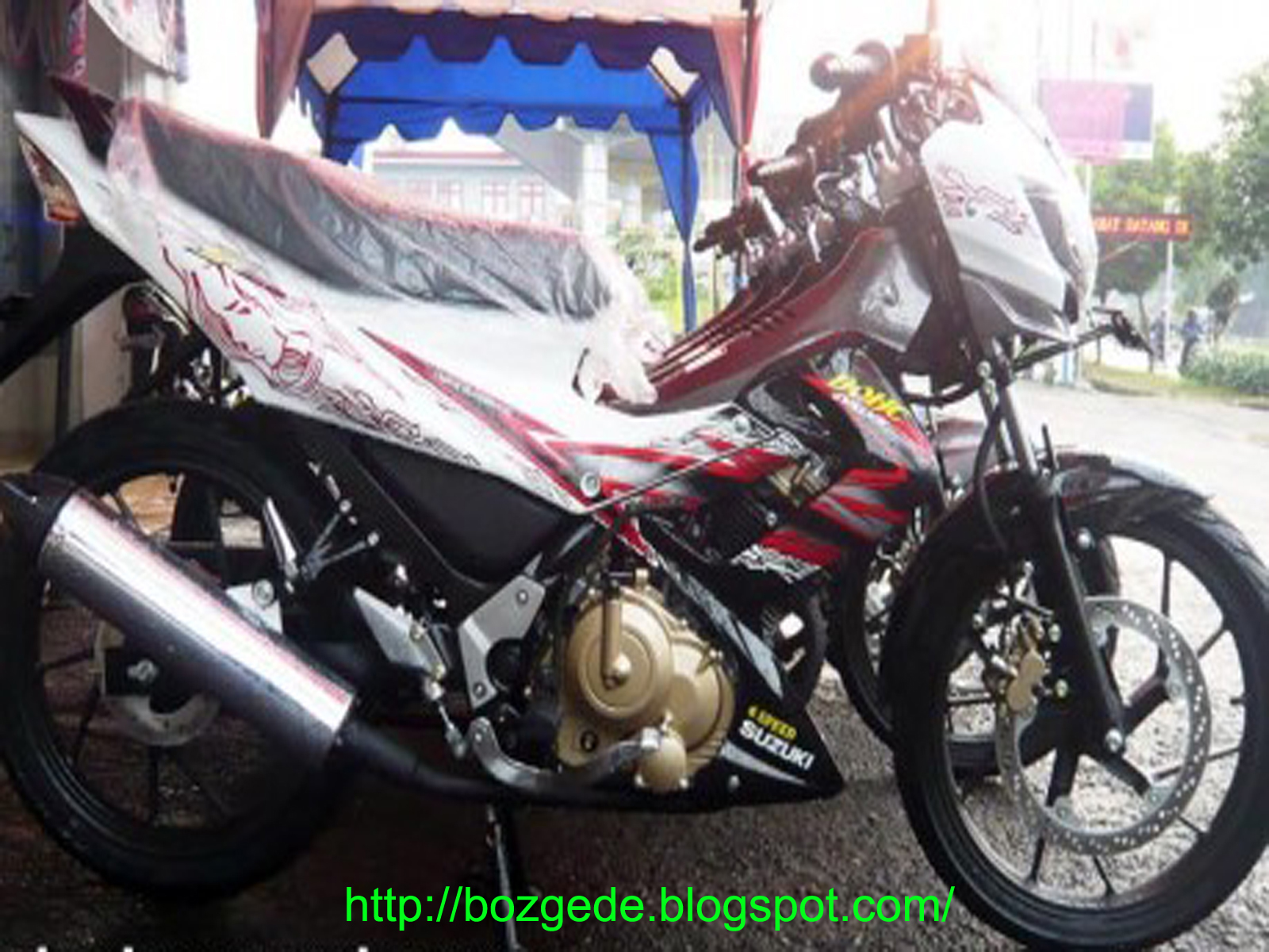 Striping Baru Suzuki Satria FU 150 2011 Bozgede