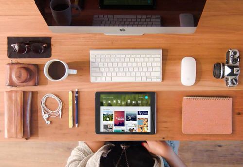 フリー素材を使って驚くほど簡単にクリスマスカードやプレゼン資料が作成できる Canva がすごい Apps Core