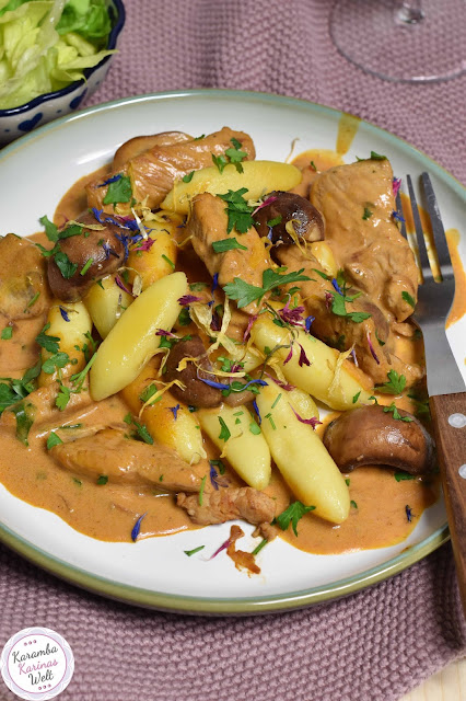 Rezept für Putengeschnetzteltes mit Champignons und Schupfnudeln