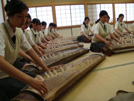 Luar Biasa Keseharian Pelajar di Jepang  Jadi Yang 
