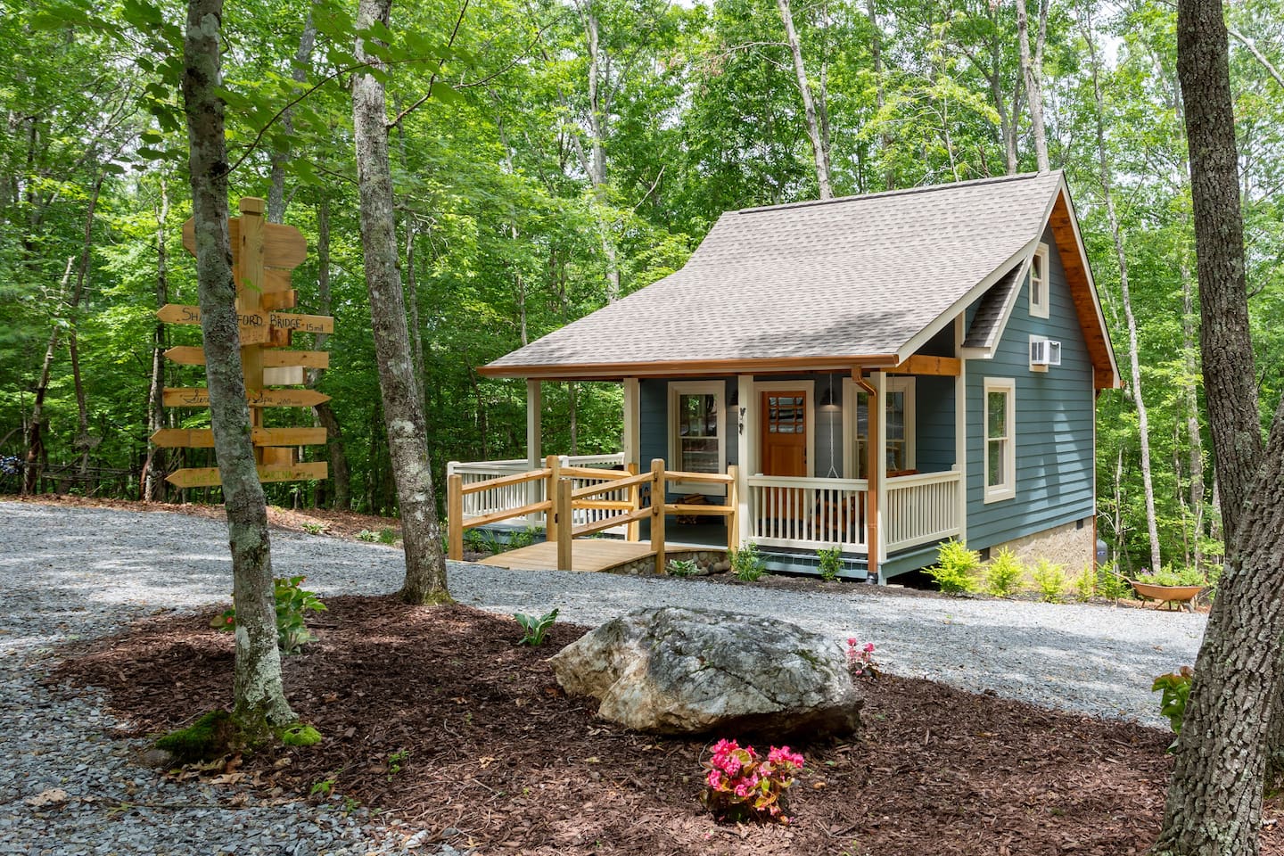 Charming And Secluded Tiny Home In Blue Ridge Georgia United States Outdoor View