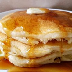 Amazingly Fluffy Vanilla Cinnamon Buttermilk Pancakes