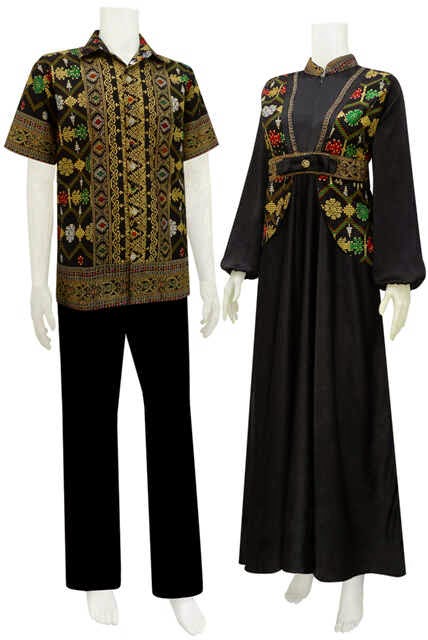  Model Baju Gamis Batik  Motif Etnik Batik Bagoes Solo