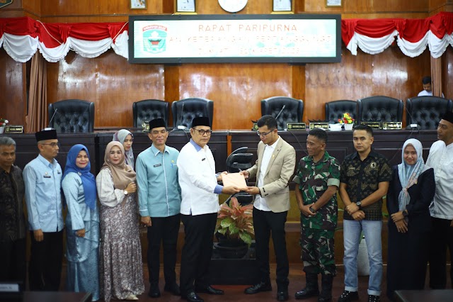 Bupati Solok Sampaikan Laporan Pertanggung Jawaban (LKPJ) Tahun Anggaran 2022 di Sidang Paripurna DPRD