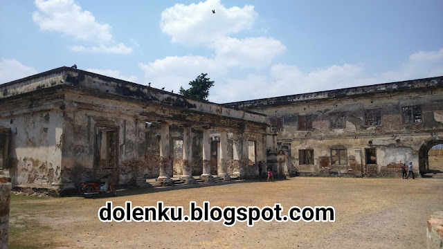 BENTENG VAN DEN BOSCH NGAWI ATAU BENTENG PENDEM