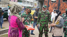 Peduli Korban Banjir, Danrem 042/Gapu Beri Bantuan Sembako