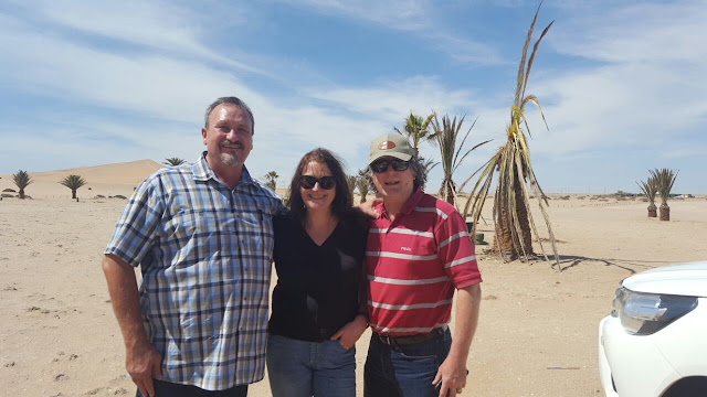 Deon de Waal and Emma Bourne with husband at Dune 7