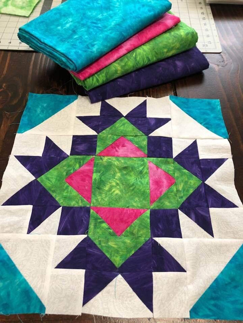 Thistle Bloom Quilt Block - Free Pattern