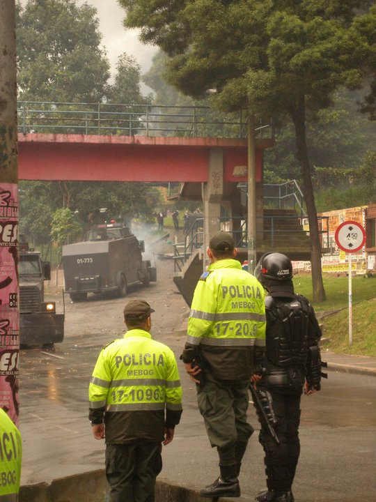 U. Distrital – Violenta represión del SMAD a los estudiantes U.D