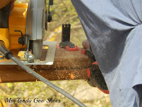 Make A Flower Box For The Deck --- Ms. Toody Goo Shoes