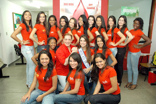  Pelo 5º ano consecutivo, o organizador do evento, Luis Costa, incentiva as candidatas a participar da campanha de doação de sangue