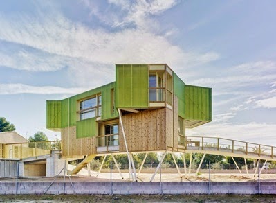 VIVIENDA DEL RIO
