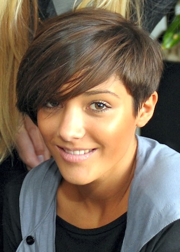 Frankie Sandford is such an amazingly delightful and stylish young English