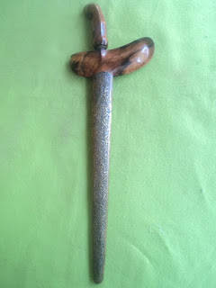 KERIS PUSAKA PAMOR BLARAK SINERET