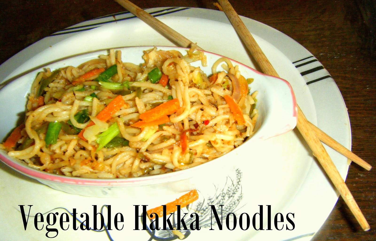  Vegetable hakka noodles