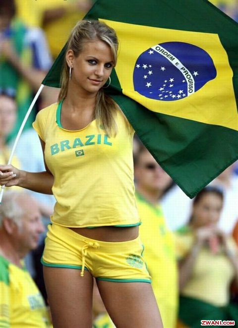 Brazilian Soccer Body Painting   Zone Body PaintingZone Body Painting  brazil football body paint