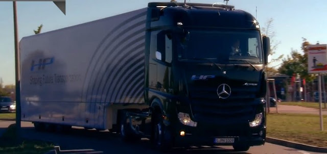 gambar truk box mercedes-benz daimler-actros