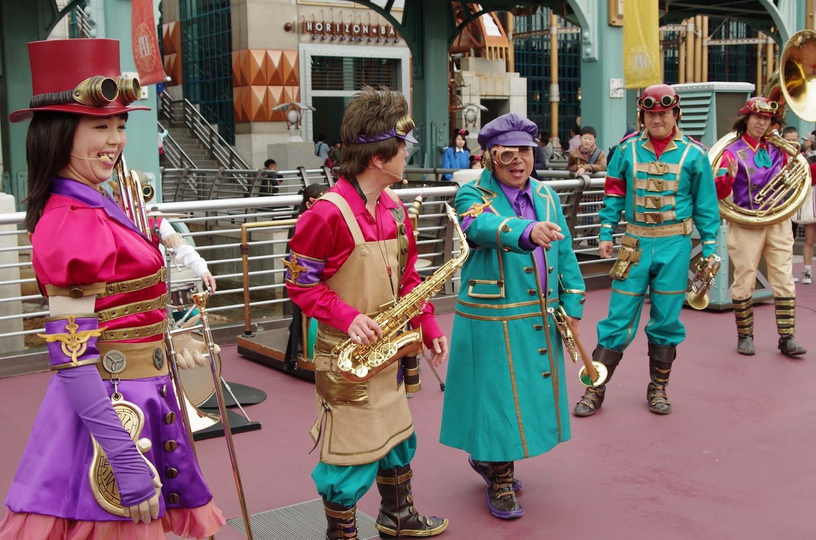 15 3 29 タイムトラベラーズバンド Tdsで綺麗なお姉さんを撮ってる人のなんちゃら