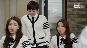 School 2015 E08 1187
