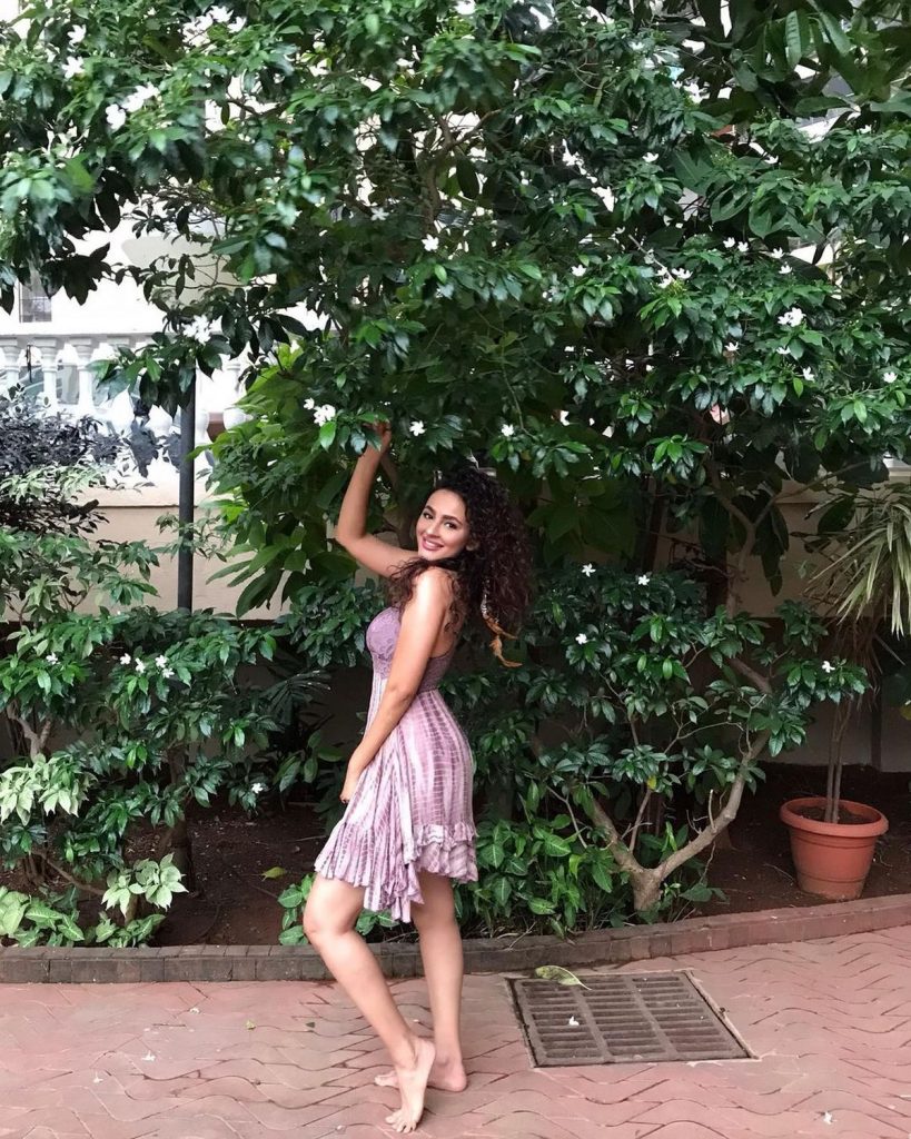 Pic of the day: Seerat Kapoor Turns Super Pictures