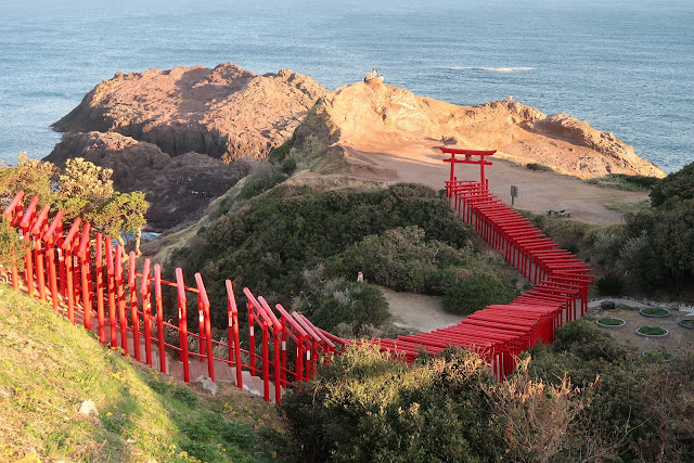 Motonosumi Inari Shrine