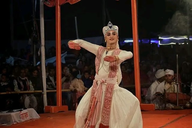 সূত্ৰধাৰৰ আহাৰ্য || Dress of Sutradhar ||