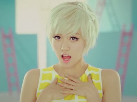 Vaniez Blog Warna  Warni  Rambut  Pendek  Idol Cantik Korea 