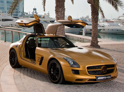 Mercedes-Benz SLS AMG Desert Gold