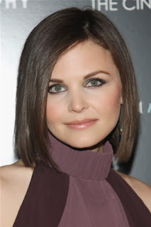 Woman with Round face shape. Ginnifer Goodwin, American actress.