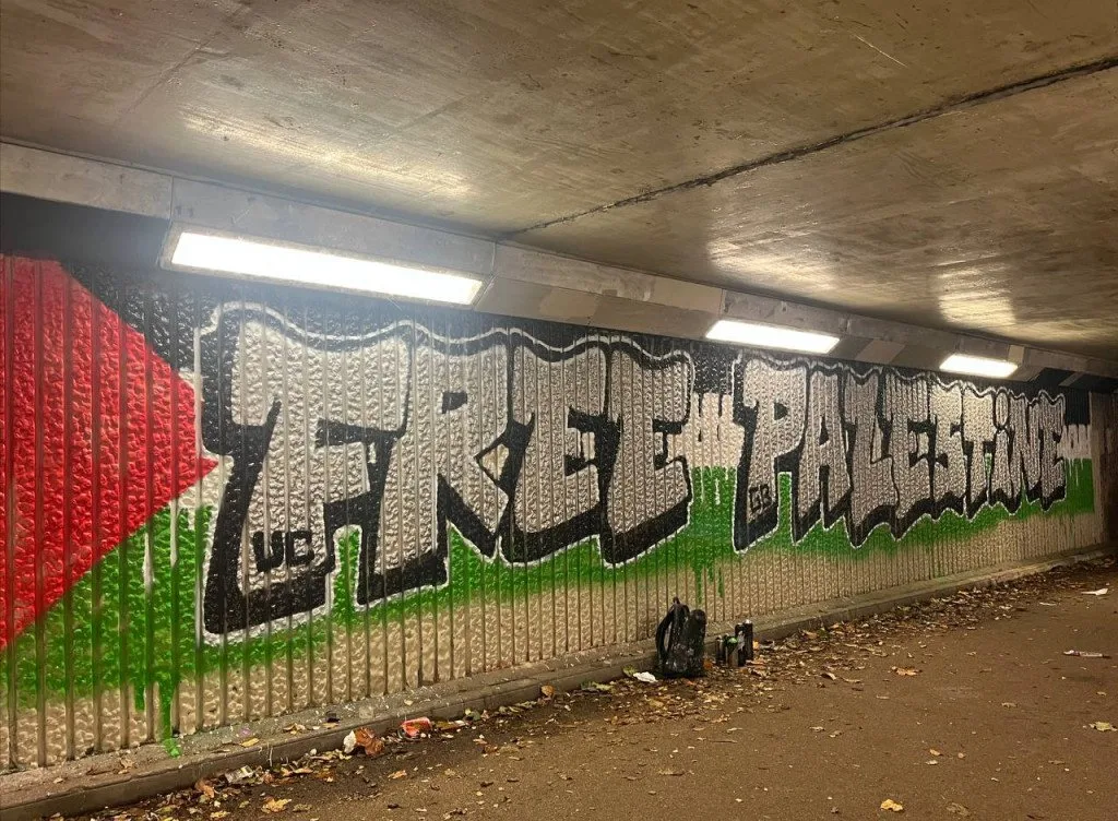 Graffiti Artwork in Underpass 'Free Palestine' (Green Brigade, Celtic)