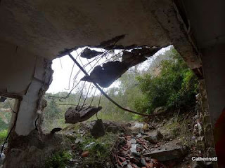 urbex-P.A.C.A.-maison-mutilée-éventrée-corniche-d'or-jpg