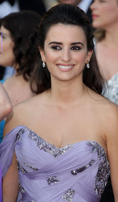 Penelope Cruz Hair, Long Hairstyle 2011, Hairstyle 2011, New Long Hairstyle 2011, Celebrity Long Hairstyles 2300