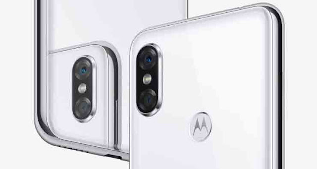 Desain Kamera Depan Motorola P30