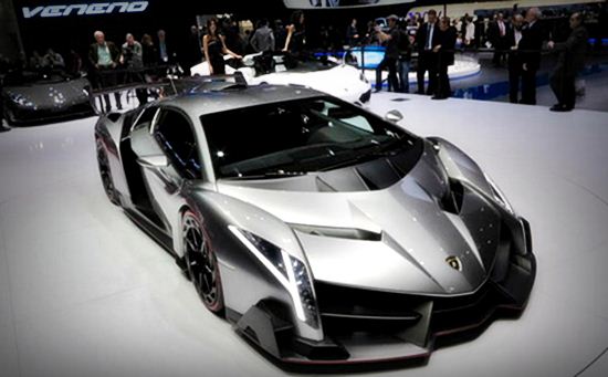 2016 Lamborghini Veneno Roadster Price Review