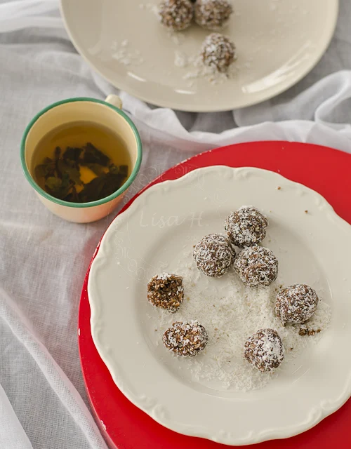  Dried Fruits, Seeds and Nuts 'Energy' Balls