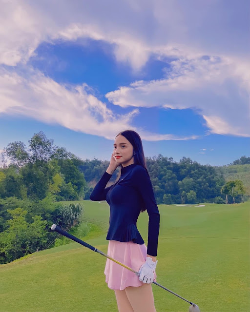 Nguyen Huong Giang – Most Beautiful Transgender Women's Golf Short Skirt Fashion