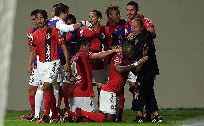 Copa Libertadores 2013 - Partido de vuelta de los Cuartos de Final: Atlético Mineiro vs. Xolos Tijuana | Ximinia