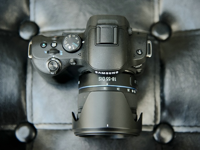 Samsung NX20