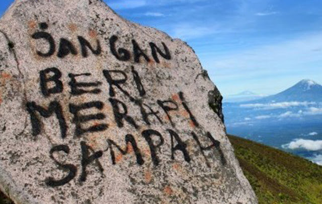 Stop Sampah Dan Vandalisme Di Gunung