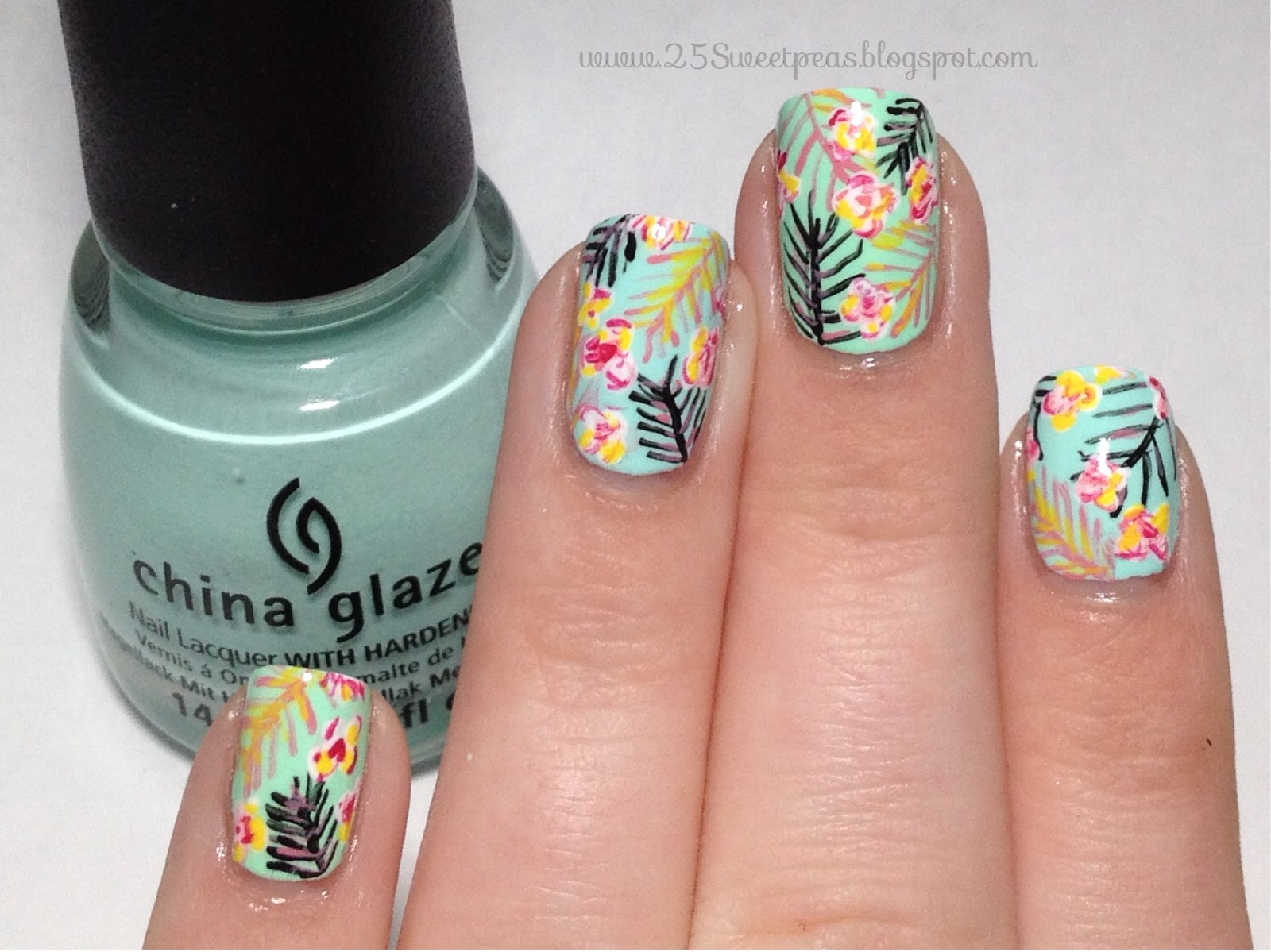 March Nail Artist of the Month: 25_SweetPea! - The Little Canvas