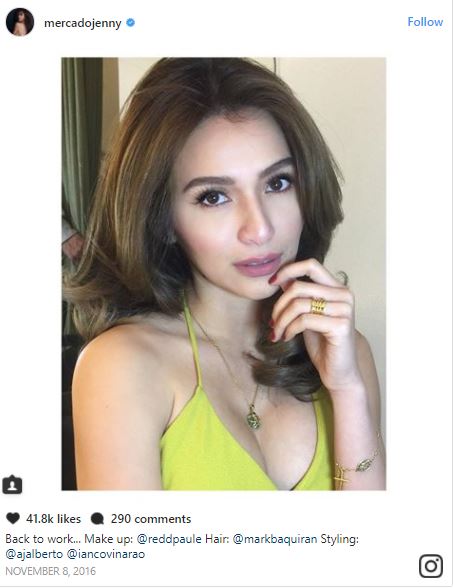 'T.Rex Hands' Selfie Of The Country’s Sexiest Women Is Now A Trend! #7 Will Surely Allure You By Her Seductive Selfie!