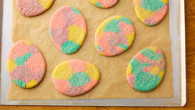 Kim's La Bella Baskets Fun Easter Recipes - Marbled Easter Egg Sugar Cookie