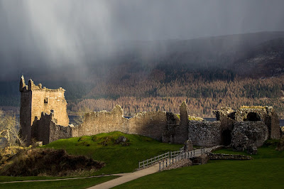 Urquhart Castle - Jacks Self Drive