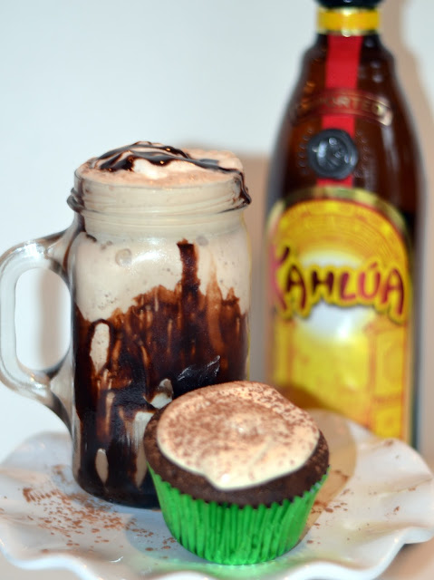 mudslide and mudslide cupcakes