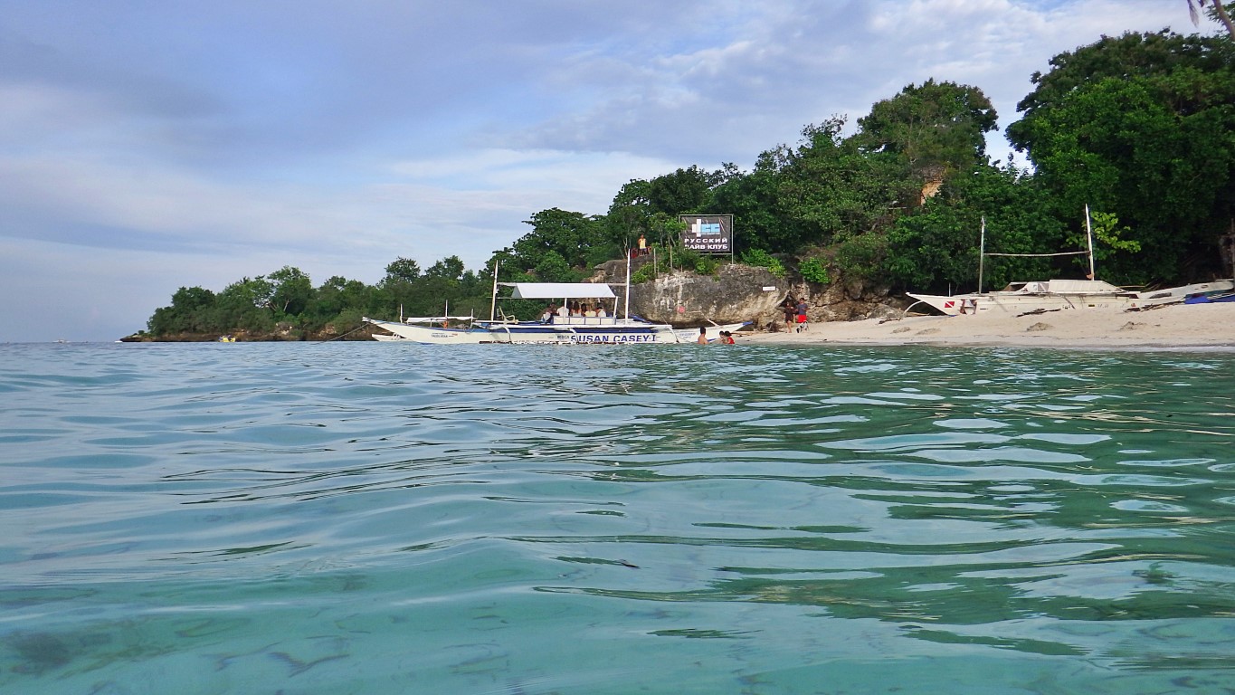 calm and serene morning view at Alona Beach, Panglao, Bohol