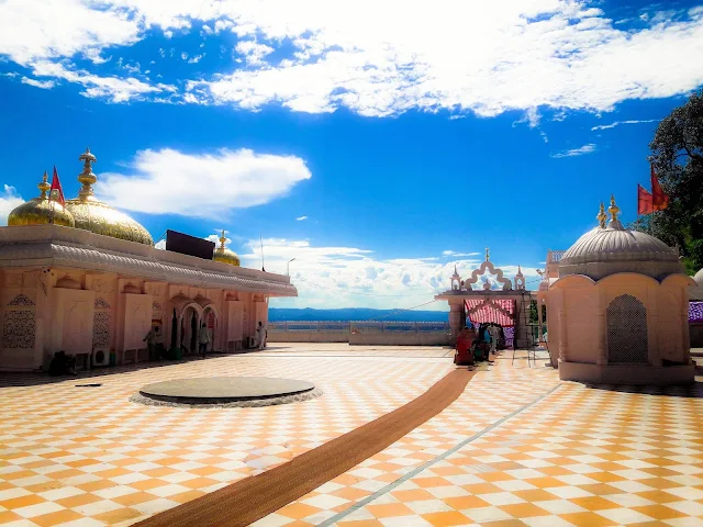 JWALA DEVI-TEMPLE-IN-HIMANCHAL-PRADESH